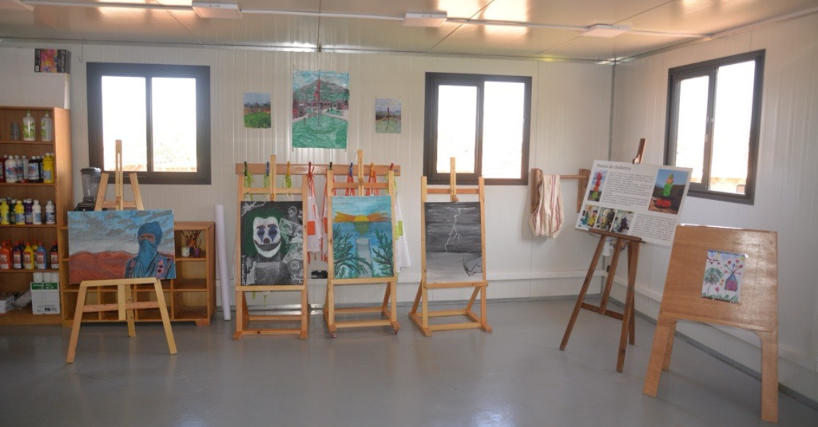 Salle de classe d'art du village Shems'y